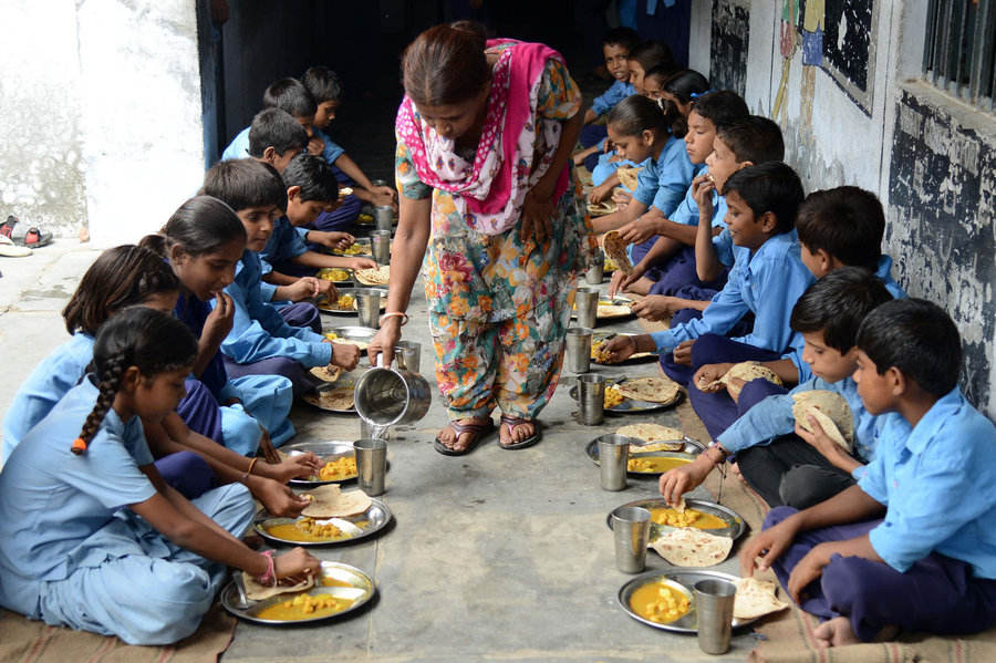 accenture, india, akshaya patra, humanitario, blockchain, iot