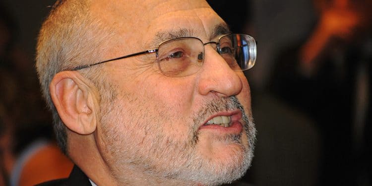 Stiglitz criptomonedas prohibición