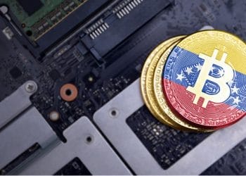El minero de Bitcoin Manuel Martínez conversó con CriptoNoticias que maneja un capital extranjero al cual ofrece un rendimiento mensual. Imagen destacada por luzitanija / stock.adobe.com