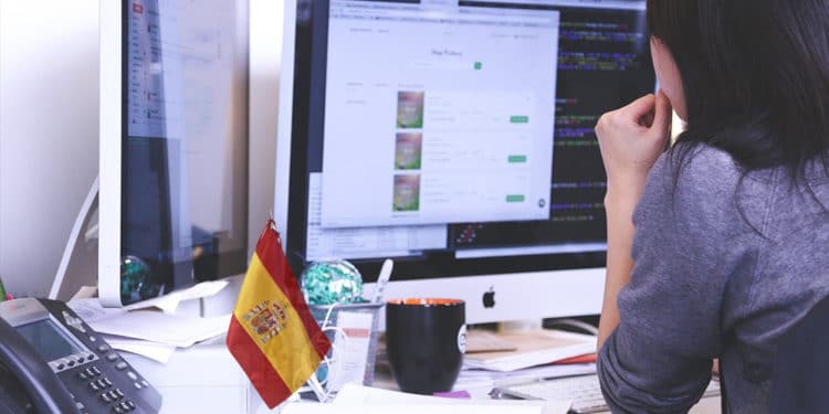 Spain-Bandera-Oficina