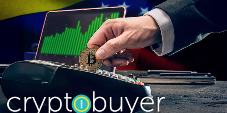 Logo de Cryptobuyer frente a hombre pagando con moneda de Bitcoin con gráfico alcista y bandera de Venezuela en el fondo. Composición por CriptoNoticias. cryptobuyer / cryptobuyer.io; master1305 / freepik.com;  leungchopan / elements.envato.com; wirestock / Freepik.com.