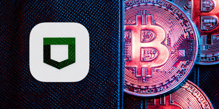 Cartera Tezor con bitcoins.