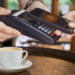 Café y pago en BTC.