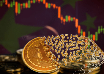 Bandera China y BTC.,