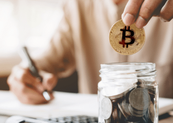 Bitcoin llega al principal proveedor de planes de retiro de Estados Unidos. Fuente:  Natee Meepian / adobe.stock.com.