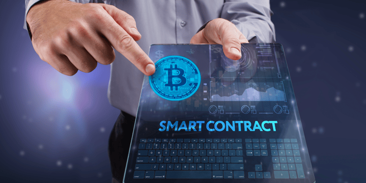 Los mineros de Bitcoin son la columna vertebral de la seguridad de este protocolo. Composición por CriptoNoticias. Fuente: photon_photo ; funstarts33 / stock.adobe.com.