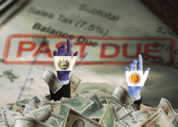 El Salvador y Argentina son de los países con mayor riesgo de no pagar deuda