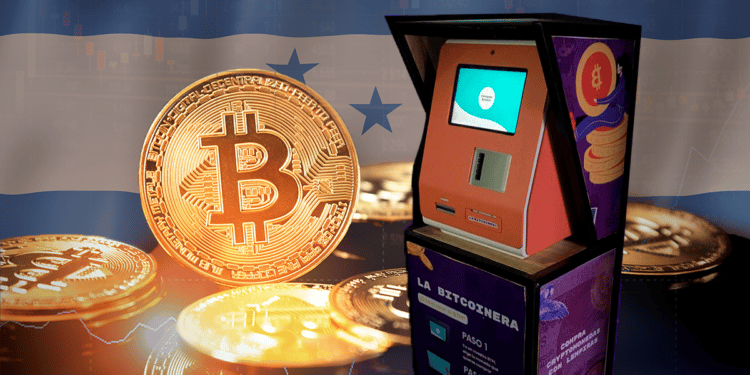 Honduras ahora tiene 6 cajeros de bitcoin, contando el nuevo que abrió en Marcala. Composición por CriptoNoticias. Fuente: twitter.com Proxima Studio ; Proxima Studio / stock.adobe.com.