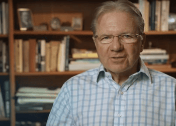 Thomas Peterffy mantiene parte de su inversión en bitcoin: Fuente: @TheBitcoinKing/ Twitter