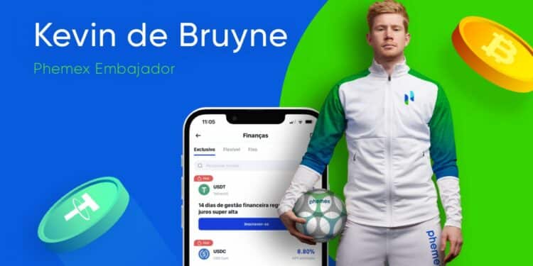 Un hombre con uniforme de futbolista con un balón en su mano derecha parado al lado de una imagen de un teléfono celular.