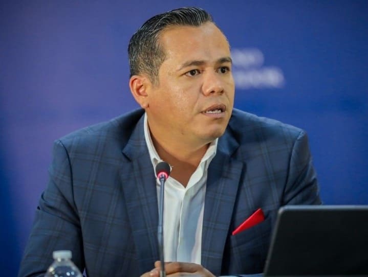Alejandro Zelaya, ministro de Hacienda de El Salvador