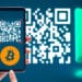 Celular con código qr y bitcoin junto a logo de btcpay.
