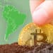 Bitcoin junto a mapa de Latinoamérica.