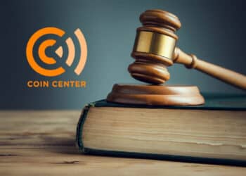 Juicio y logo de Coin Center