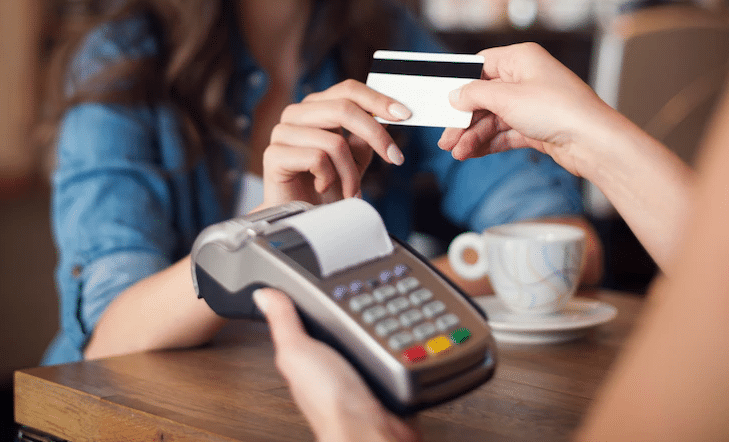 Pagar con criptomonedas.