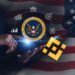 Logo de binance y la SEC junto a bandera de EE. UU.