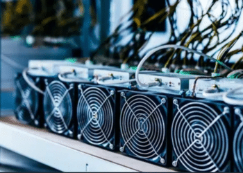 MicroBT presentó los nuevos modelos de la serie M50. Fuente: Adobe Stock.