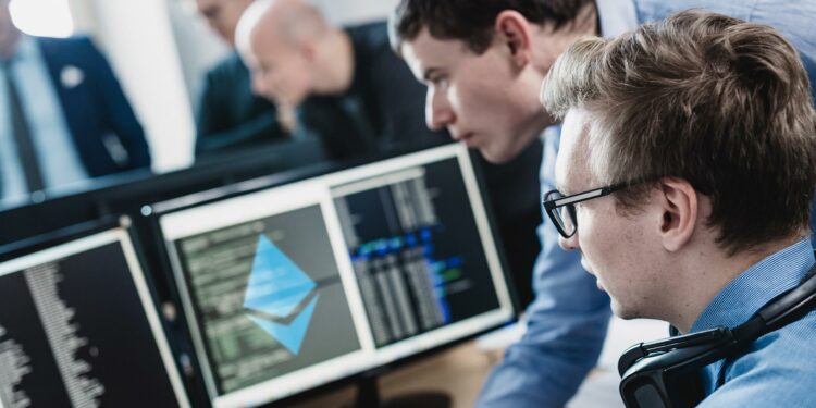 Ethereum y desarrolladores.