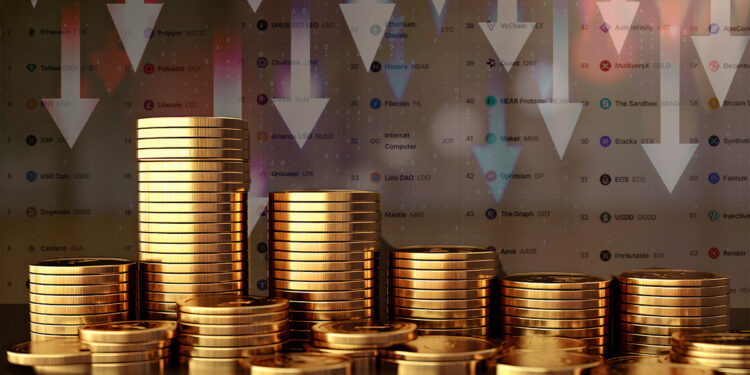 monedas apiladas en orden decreciente con flechas y listado de criptomonedas en el fondo