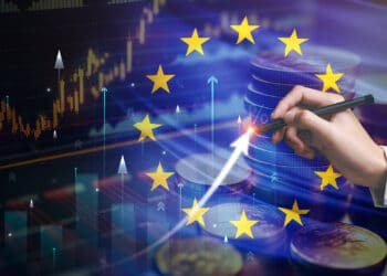 Bandera de Europa e inversiones en criptomonedas.