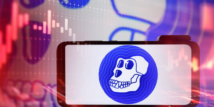 ApeCoin y grafico en bajada.