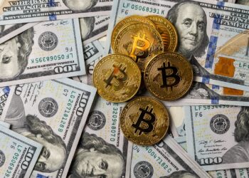 Bitcoin llegará a 100.000 dólares este mismo año, dice especialista en finanzas.