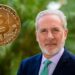 Peter Schiff vuelve a dejar claro su postura y narrativa en contra de BTC. Fuente: Composición CriptoNoticias.