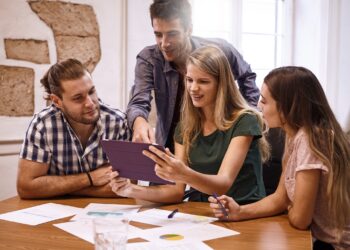 Los millenials serán la generación más rica en 10 años, según un estudio. Fuente: stock.adobe.com