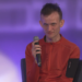 Vitalik Buterin (foto) es el creador de Ethereum. Fuente: ETHGlobal - YouTube.