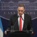 Manuel Adorni, vocero presidencial de Argentina. Fuente: Casa Rosada - YouTube.