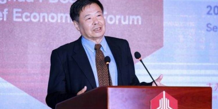 Guangyao concluyó su intervención con un llamamiento a una investigación profunda y regulación adecuada. Fuente: Sina.