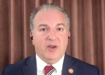 Patronis también se dirigió a los escépticos de bitcoin y criptomonedas. Fuente: CNBC.