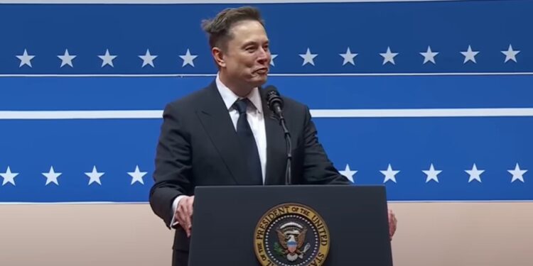 Elon Musk anuncia su intención de investigar el caso de Roger Ver, mientras la comunidad de criptomonedas sigue de cerca los desarrollos legales y políticos que podrían marcar el inicio de una nueva era regulatoria en EE. UU. Fuente: Captura de pantalla – Youtube @fox4news