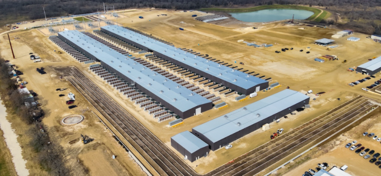 Planta de 600 MW en Corsicana destinada al procesamiento de IA/HPC de Riot. Fuente: Riot.