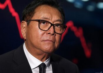 La crisis es vista por Kiyosaki como una oportunidad para invertir en bitcoin. Fuente: Grok.
