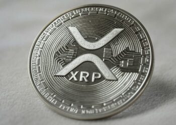 XRP se destaca por su eficiencia y compatibilidad con sistemas financieros tradicionales. Fuente: Grok.