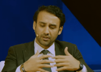 Bilal Bin Saqib, del gobierno de Pakistán durante su intervención en el evento Bitcoin Mena.