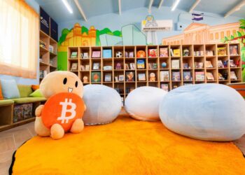 Foto de aula renovada en El Salvador bajo el programa The Classroom Project.