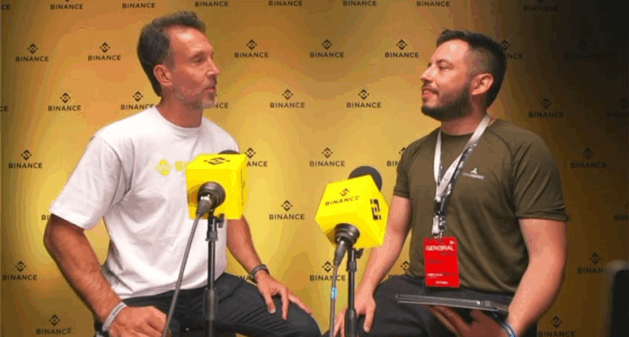 Andrés Ondarra, gerente de Binance, entrevistado por Nicolás Antiporovich, periodista de CriptoNoticias.