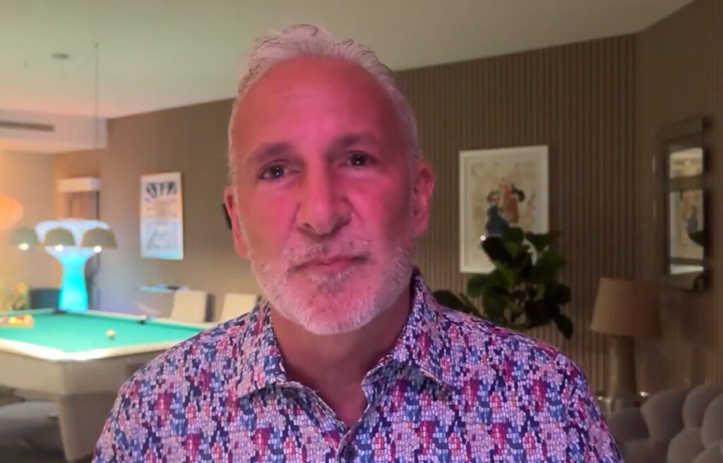 Peter Schiff dando unas declaraciones. 